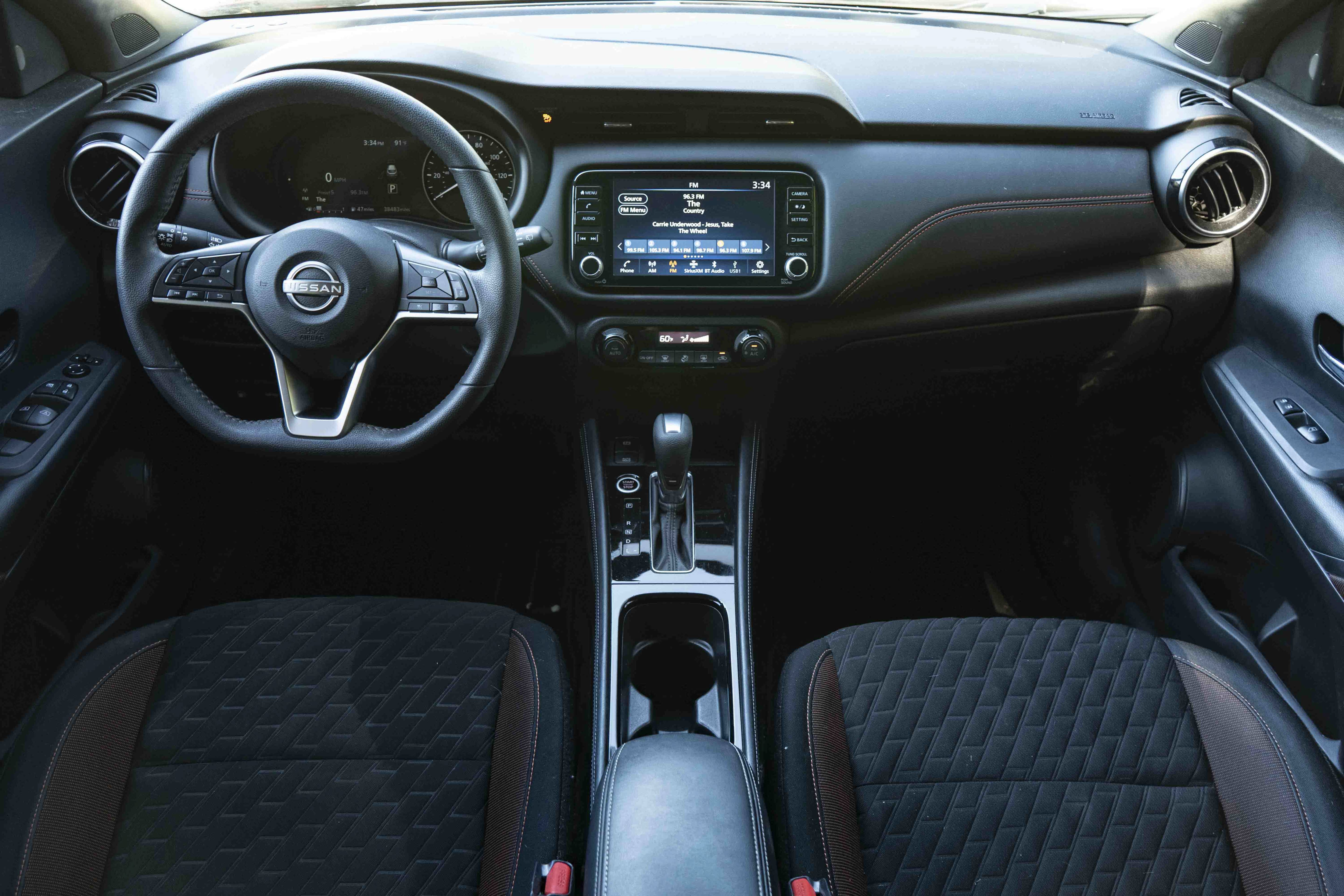 Used 2023 Nissan Kicks SR FWD image 25