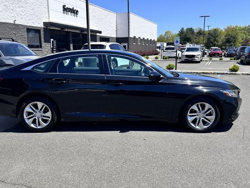 Used 2018 Honda Accord LX image 11