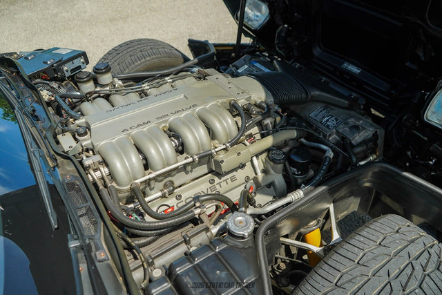 Used 1990 Chevrolet Corvette ZR-1 RWD image 30