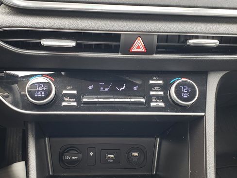 Used 2023 Hyundai Sonata SEL w/ Convenience Package image 16