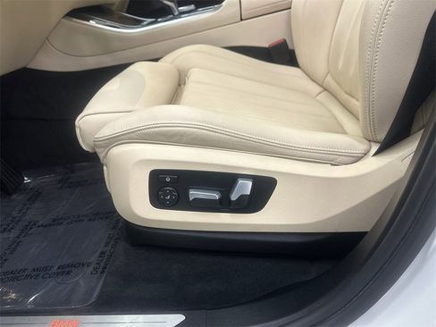 Used 2021 BMW X5 sDrive40i w/ Premium Package image 10