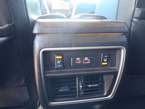 Used 2020 Nissan Murano Platinum image 7