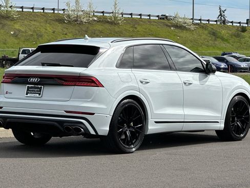 Used 2021 Audi SQ8 Premium Plus w/ SQ8 Black Optic Package AWD/4WD image 3