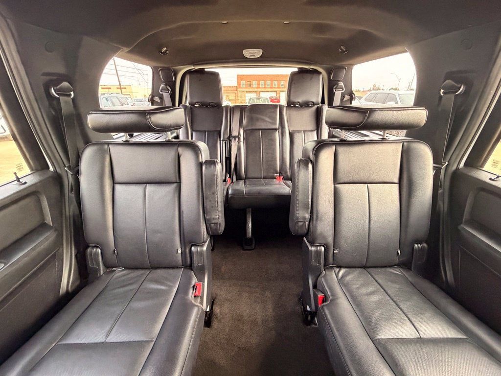 Used 2016 Ford Expedition XLT w/ Equipment Group 202A RWD image 25