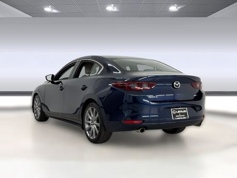 Used 2019 MAZDA MAZDA3 Sedan w/ Select Package FWD image 3