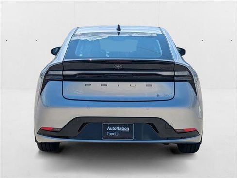 New 2026 Toyota Prius Plug-In Hybrid image 8