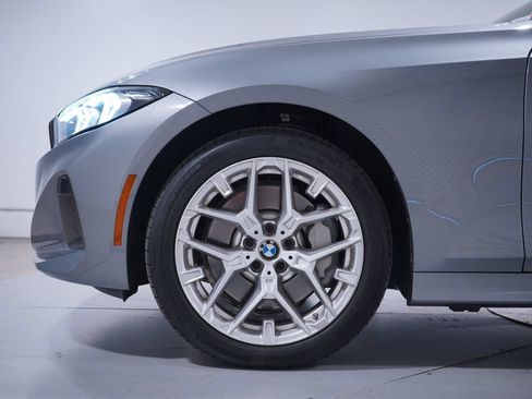 Used 2025 BMW 330i xDrive Sedan AWD/4WD image 2