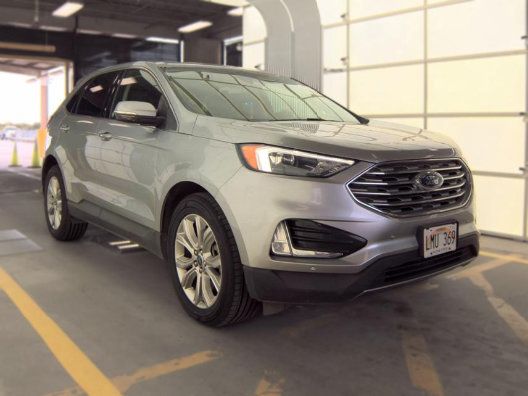 Used 2022 Ford Edge Titanium AWD/4WD image 2