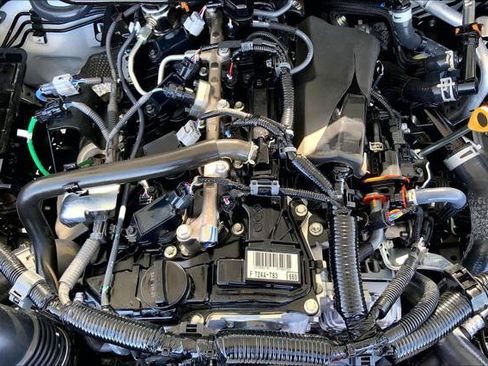 Certified 2026 Toyota Tacoma SR5 AWD/4WD image 32