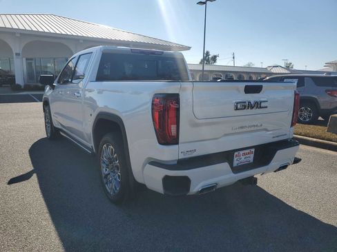 Certified 2025 GMC Sierra 1500 Denali Ultimate image 3