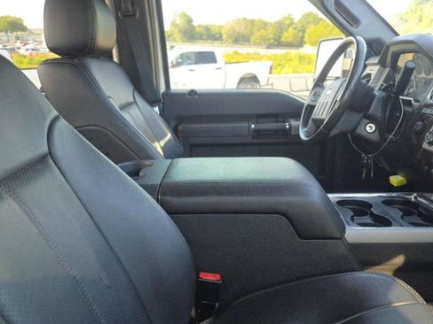 Used 2016 Ford F250 Lariat w/ Chrome Package AWD/4WD image 10
