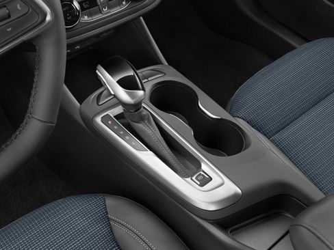 Used 2024 Buick Envista Avenir image 9