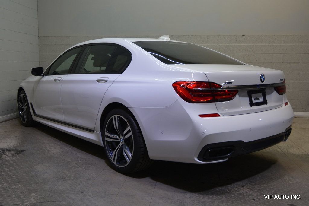 Used 2017 BMW 750i xDrive AWD/4WD image 3