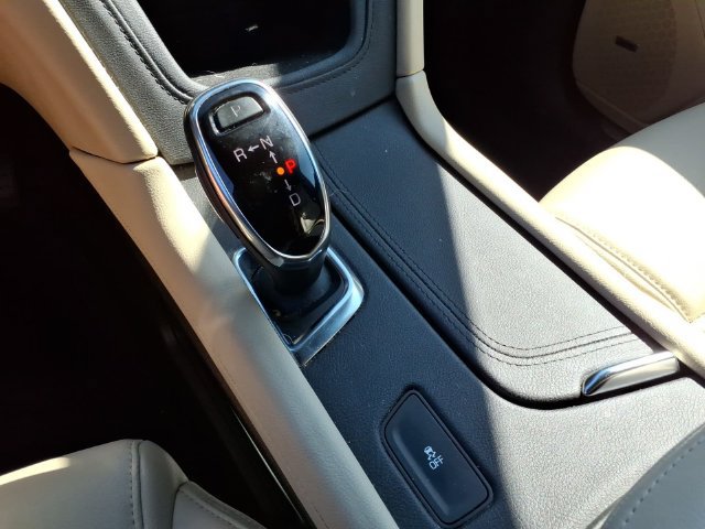 Used 2019 Cadillac XT5 FWD image 25