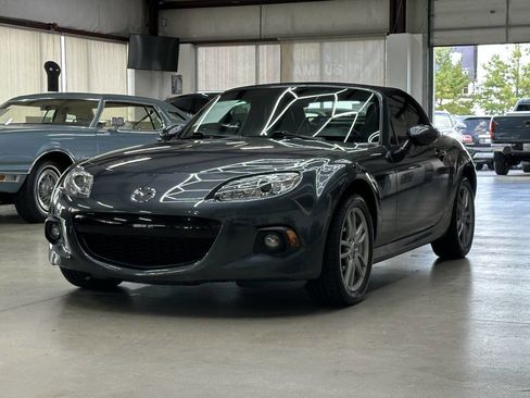 Used 2014 MAZDA MX-5 Miata Sport image 7