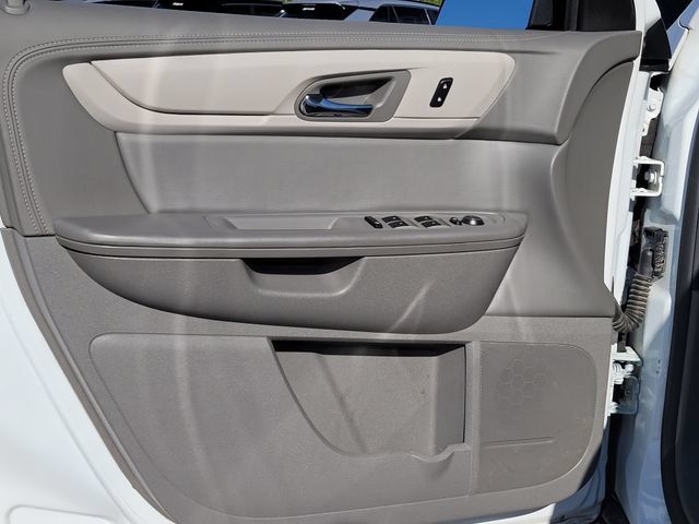 Used 2017 Chevrolet Traverse LS AWD/4WD image 7