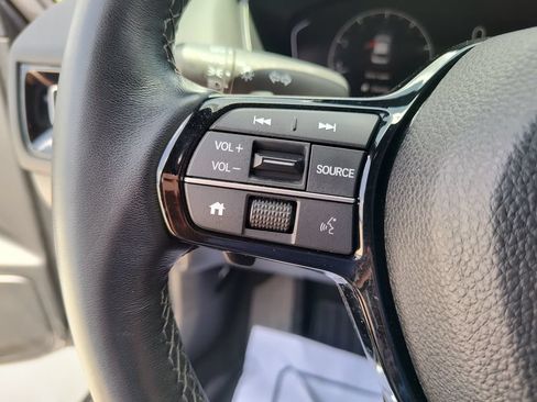 Used 2024 Honda Civic Sport image 25