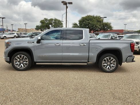 Used 2025 GMC Sierra 1500 Denali AWD/4WD image 2