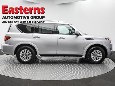 Used 2024 Nissan Armada SV RWD image 4