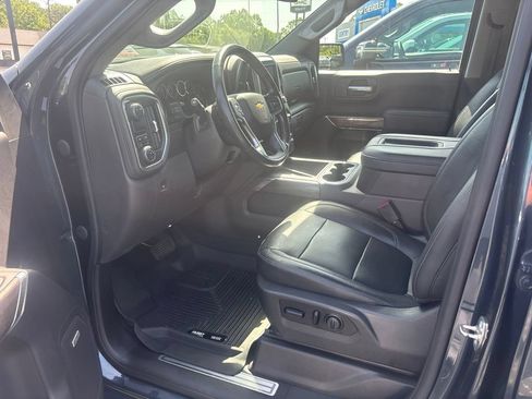 Used 2020 Chevrolet Silverado 1500 LTZ w/ LTZ Plus Package RWD image 13
