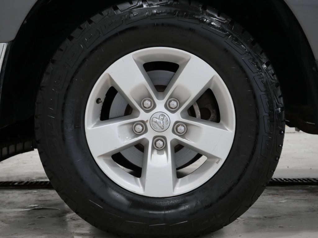 Used 2022 RAM 1500 Classic SLT RWD image 8