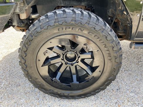 Used 2017 Chevrolet Silverado 3500 LTZ w/ Duramax Plus Package AWD/4WD image 10