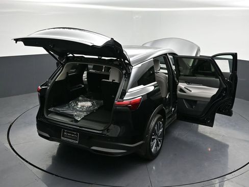 New 2026 INFINITI QX60 Luxe w/ Cargo Package AWD/4WD image 35