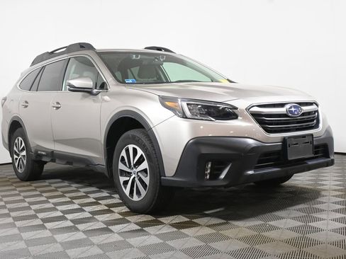 Used 2020 Subaru Outback Premium AWD/4WD image 9