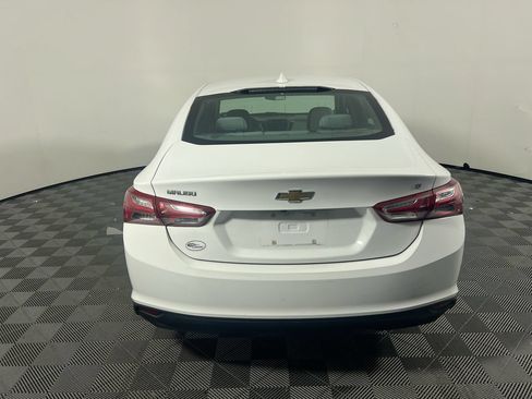 Used 2022 Chevrolet Malibu LT FWD image 4