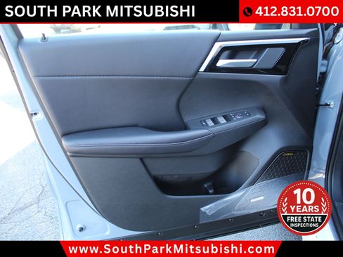 New 2026 Mitsubishi Outlander SE AWD/4WD image 13