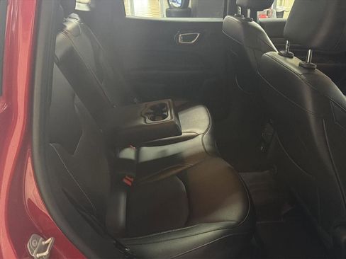 Used 2023 Jeep Compass High Altitude image 16