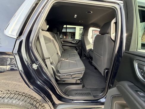 Used 2023 Chevrolet Tahoe 4WD image 30