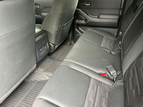 Used 2023 Nissan Frontier PRO-4X w/ Pro Convenience Package image 4