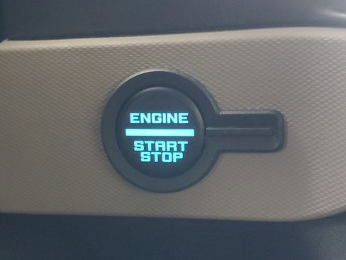 Used 2023 Ford Bronco Wildtrak image 32