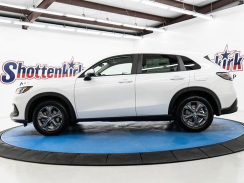 New 2026 Honda HR-V LX image 5
