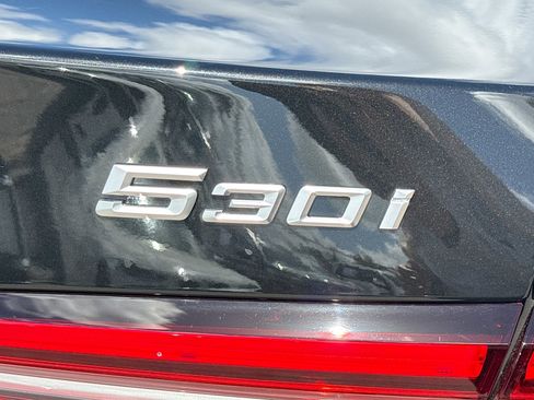 Used 2025 BMW 530i image 12