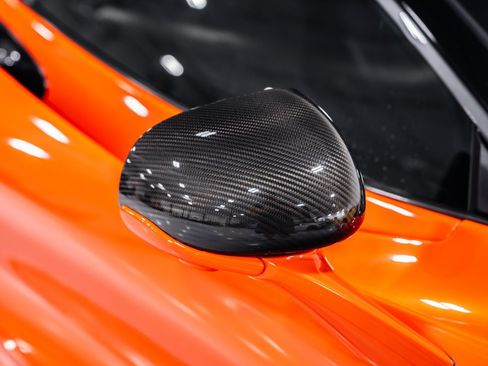 Used 2019 McLaren 720S Performance RWD image 25