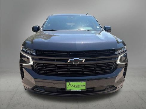Used 2024 Chevrolet Suburban RST w/ Luxury Package AWD/4WD image 8