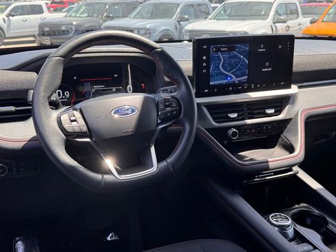 Certified 2025 Ford Explorer ST-Line w/ ST-Line Street Pack AWD/4WD image 28