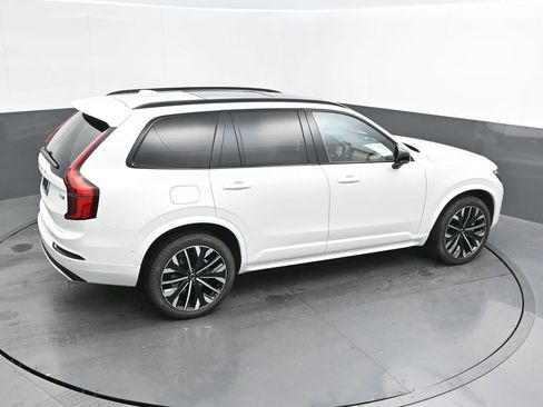New 2026 Volvo XC90 B6 Ultra w/ Lounge Package AWD/4WD image 28