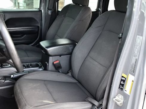 Used 2023 Jeep Wrangler Unlimited Sport AWD/4WD image 16