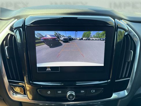 Used 2023 Chevrolet Traverse LT w/ Midnight/Sport Edition AWD/4WD image 21