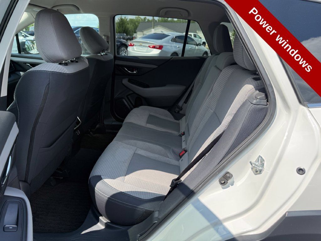 Used 2024 Subaru Outback Premium AWD/4WD image 30