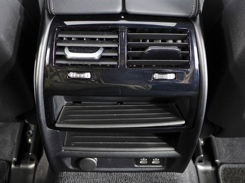 Used 2023 BMW 530e 530e iPerformance w/ M Sport Package image 23