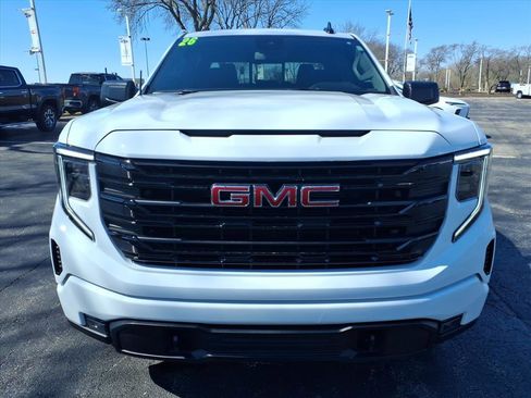 Used 2026 GMC Sierra 1500 Elevation w/ Preferred Package AWD/4WD image 2