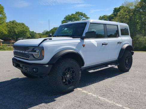 New 2026 Ford Bronco Badlands AWD/4WD image 6