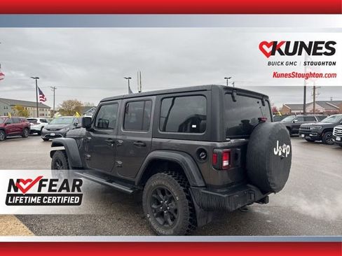 Used 2020 Jeep Wrangler Unlimited Sport image 8