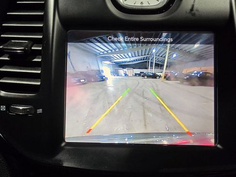 Used 2015 Chrysler 300 S image 36