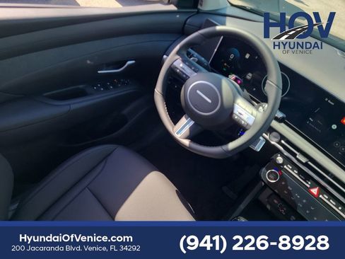New 2025 Hyundai Tucson SEL image 8