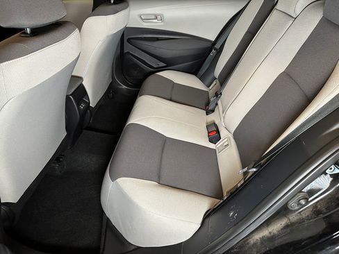 Used 2025 Toyota Corolla LE FWD image 19